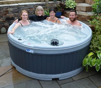 RotoSpa Orbis 4-5 person hot tub spa Large with jets hard shell Refurbished with Warranty